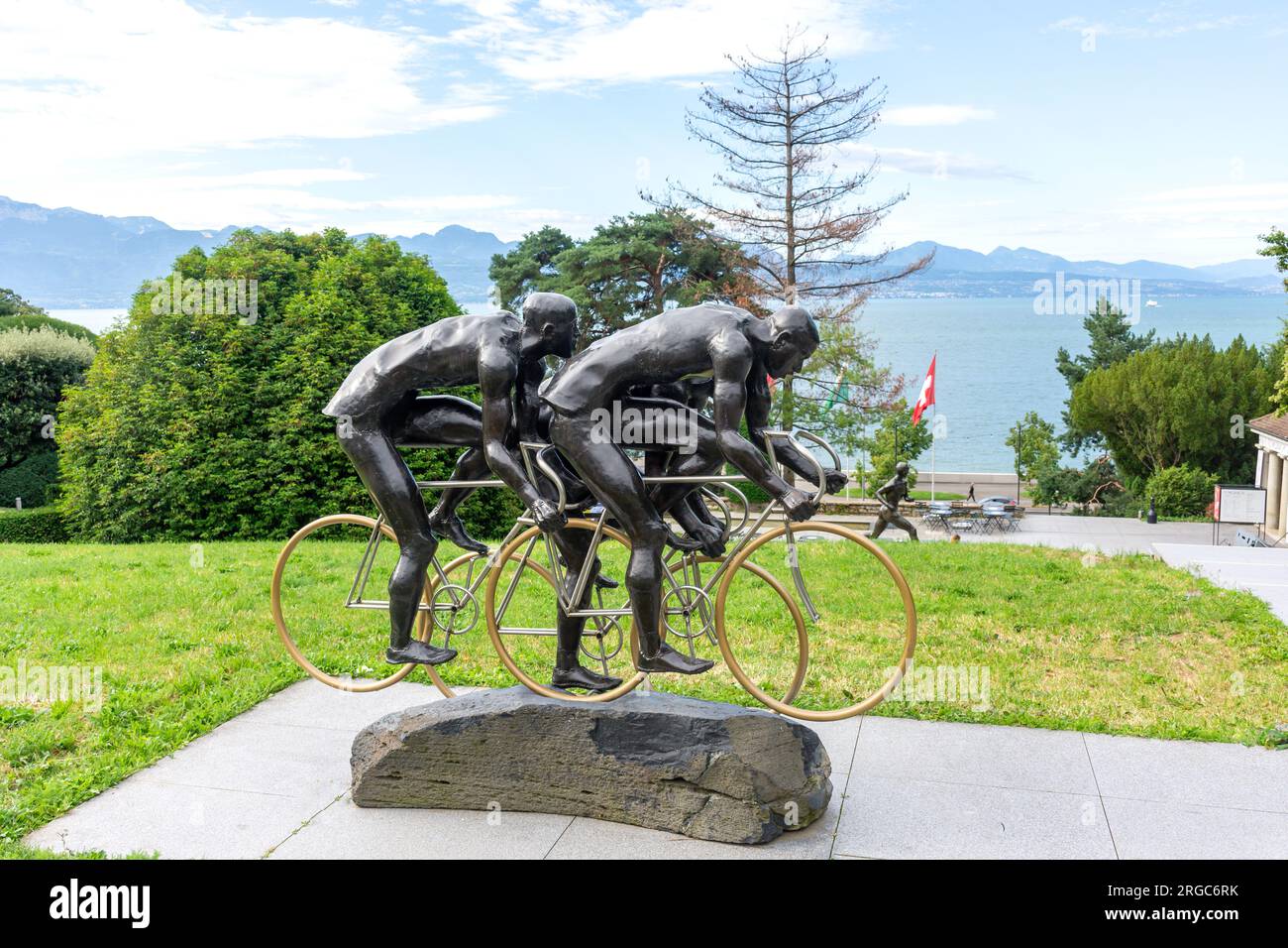 'Cyclistes' sculpture in Olympic Park (Parc Olympique), Olympic Museum (Musée Olympique), Ouchy, Lausanne, Canton of Vaud, Switzerland Stock Photo