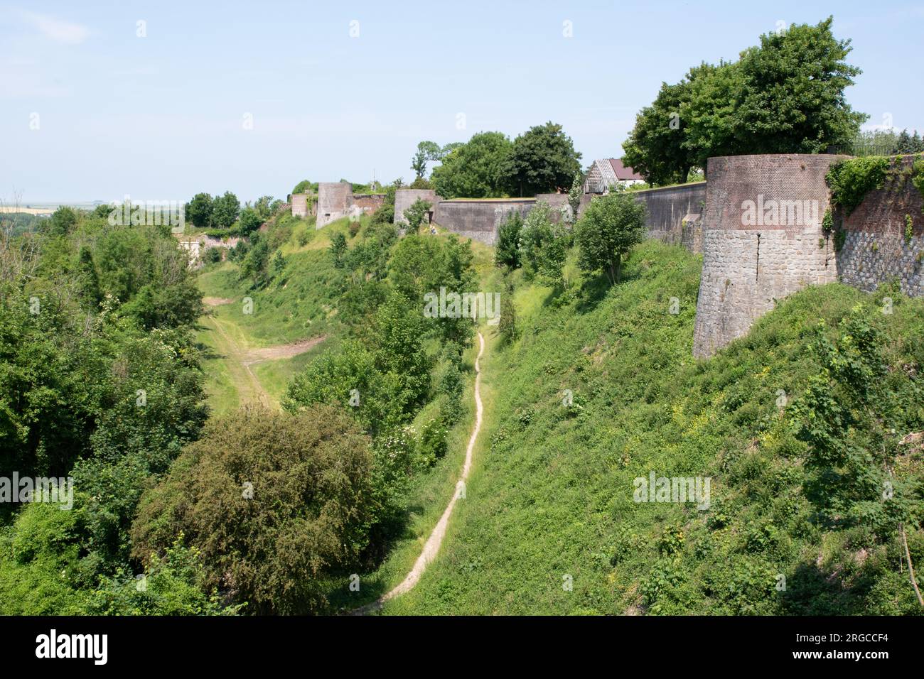 Ramparts of fortification hi res stock photography and images Alamy