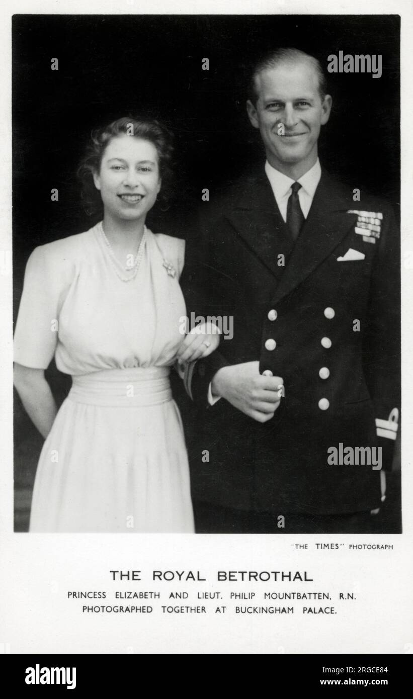 Their official engagement photograph of Princess Elizabeth (later Queen  Elizabeth II) (1926-) and Philip Mountbatten (later The Duke of Edinburgh)  (1921-) on 9th July 1947, taken at Buckingham Palace Stock Photo - Alamy