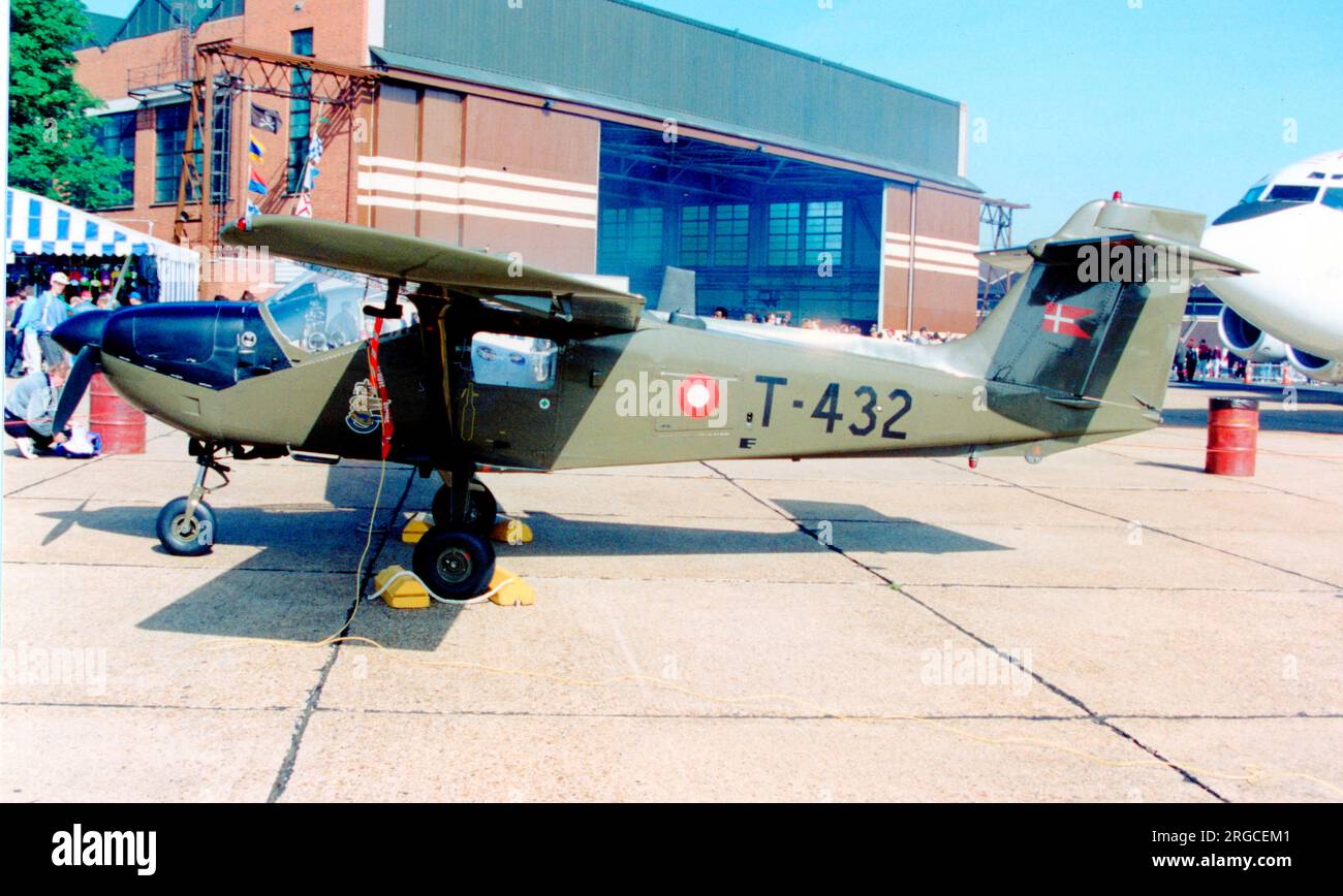 Flyvevabnet - Saab MFI-17 Supporter T-432 (msn 15-232), at Mildenhall Air Fete on 29 May 1993. (Flyvevabnet - Royal Danish Air Force). Stock Photo