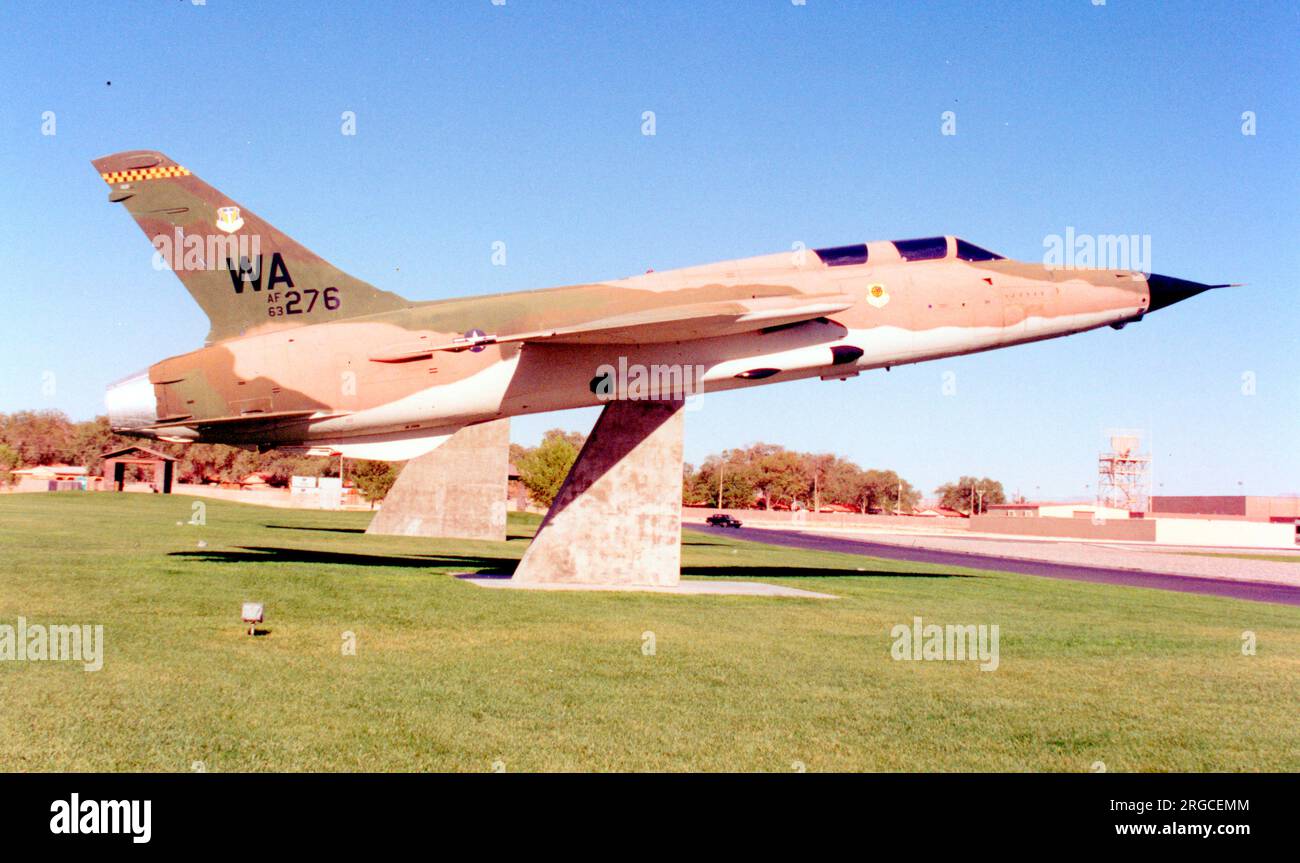 Republic F-105F Thunderchief 63-8276, mounted on a pylon at Freedom Park, Nellis AFB, Nevada, with F-5E 74-1571, F-100D 55-3595 and F-111A 67-0100. Stock Photo