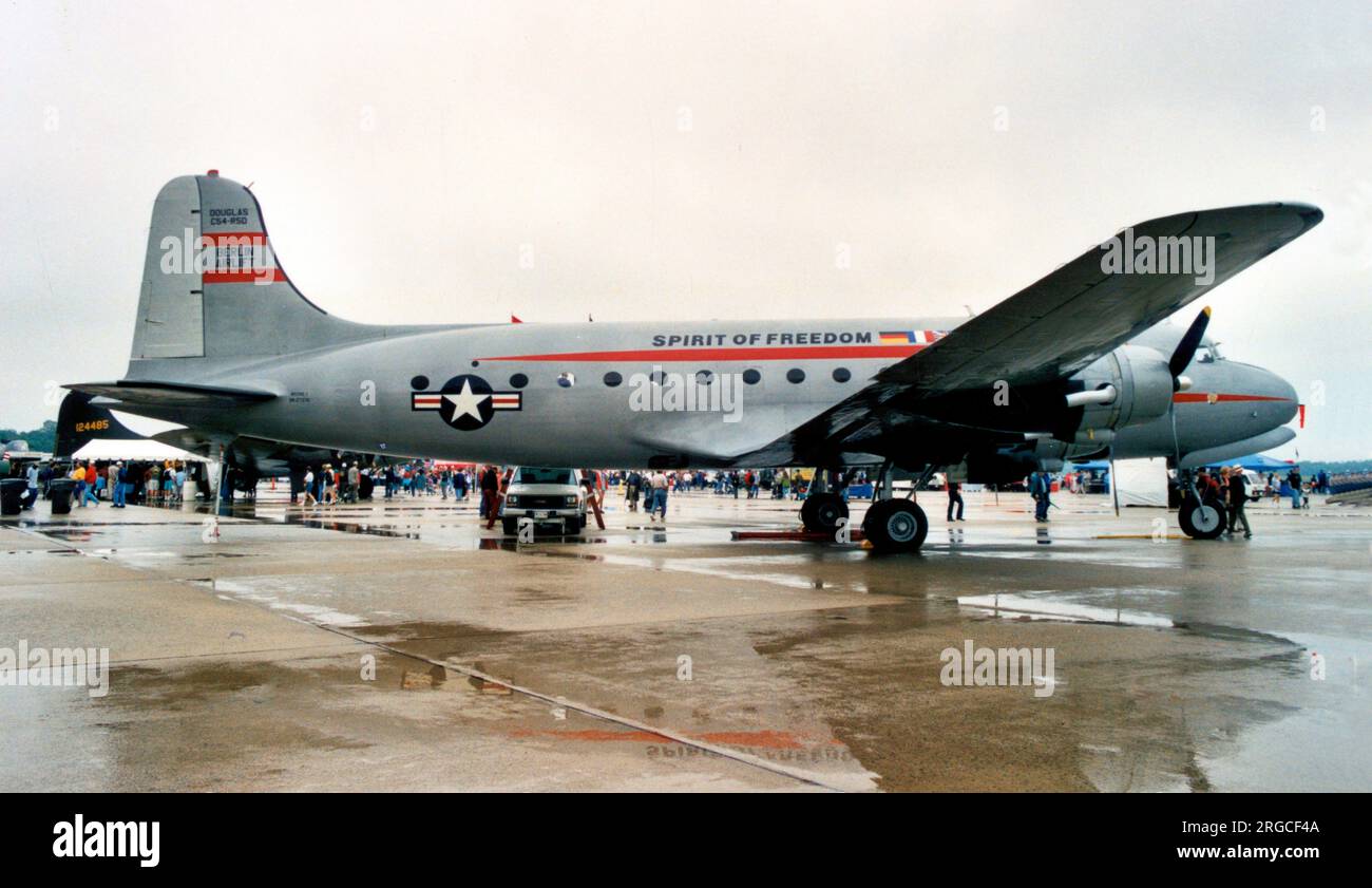 Douglas C-54E Skymaster N500EJ 'Spirit of Freedom' (msn 27370, ex 44-9144) Stock Photo