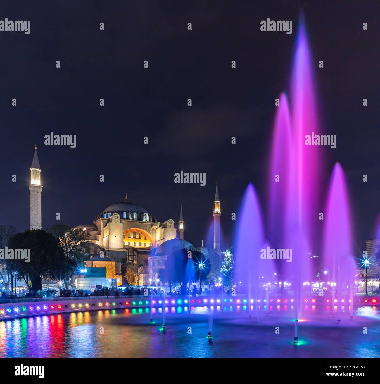 A picture of the Hagia Sophia and the colorful Sultan Ahmet Park ...