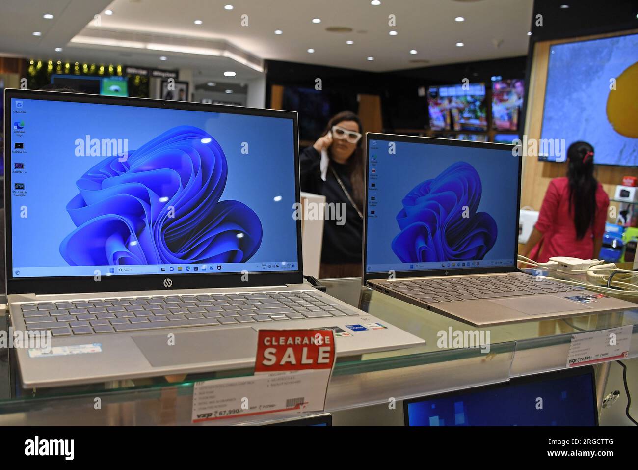 Vijay sales store cheap
