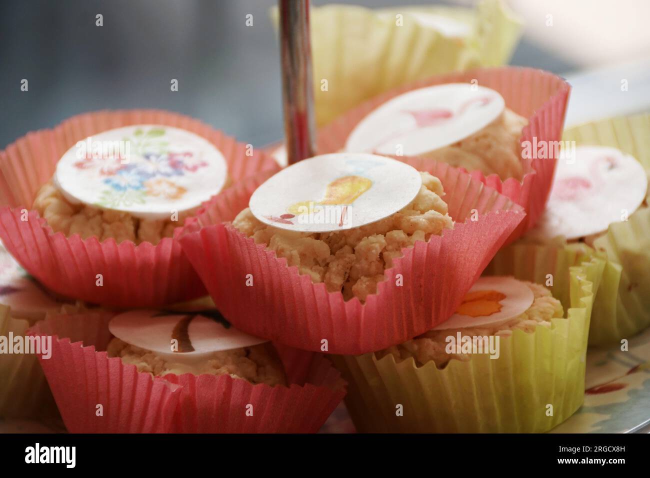 Childrens birthday party food spread hi-res stock photography and ...