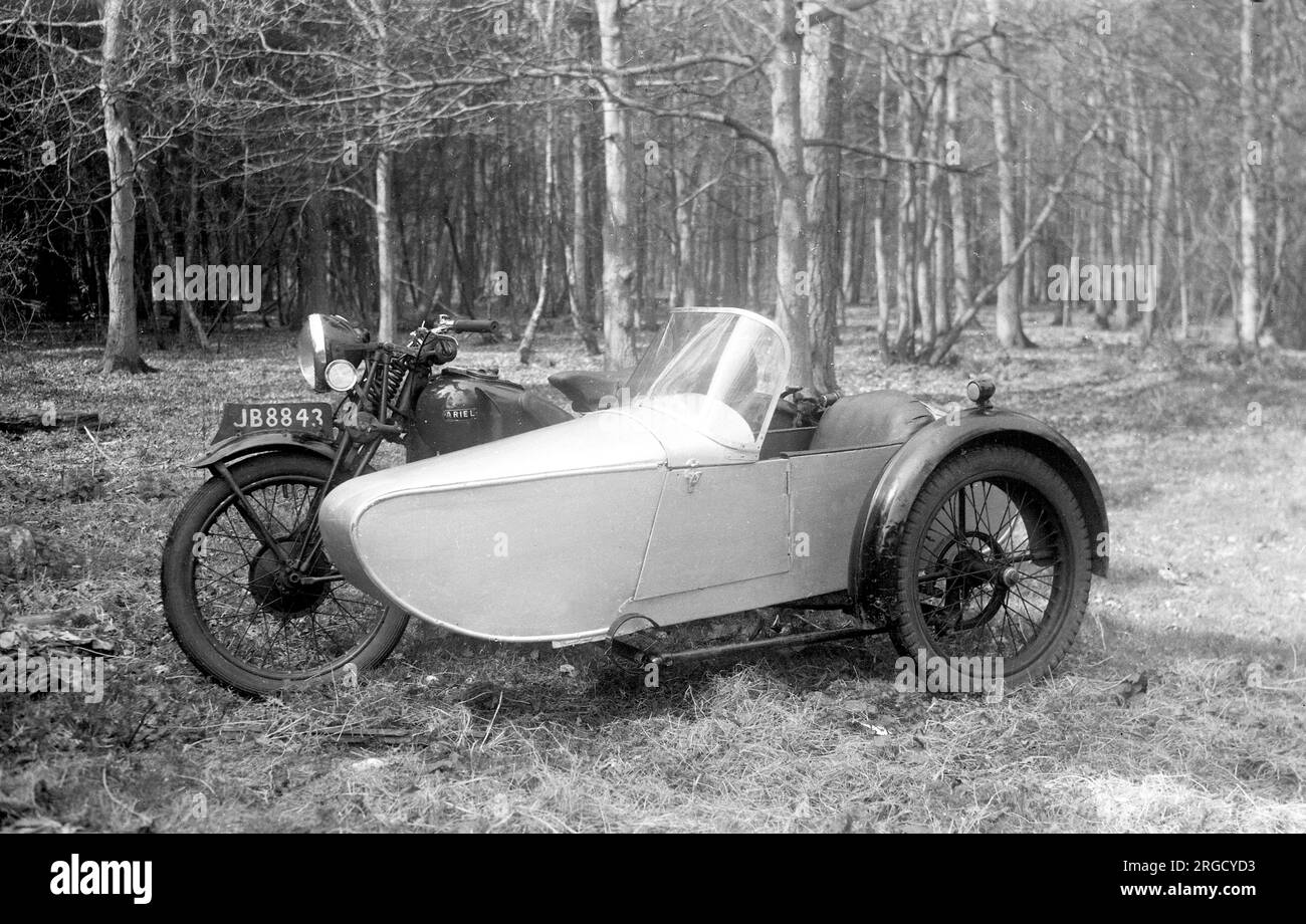 Ariel 1938 NG 350cc 1-Cyl. OHV motorcycle, with sidecar. Stock Photo