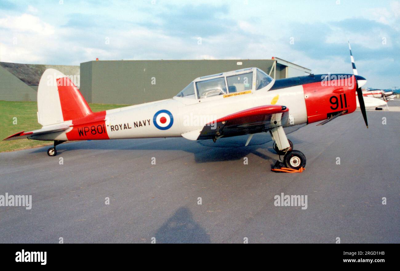 Royal Navy - de Havilland Canada DHC.1 Chipmunk T.10 WP801 / 911 (msn C1/0693), at the RNAS Yeovilton International Air Day on 16 July 1994 Stock Photo