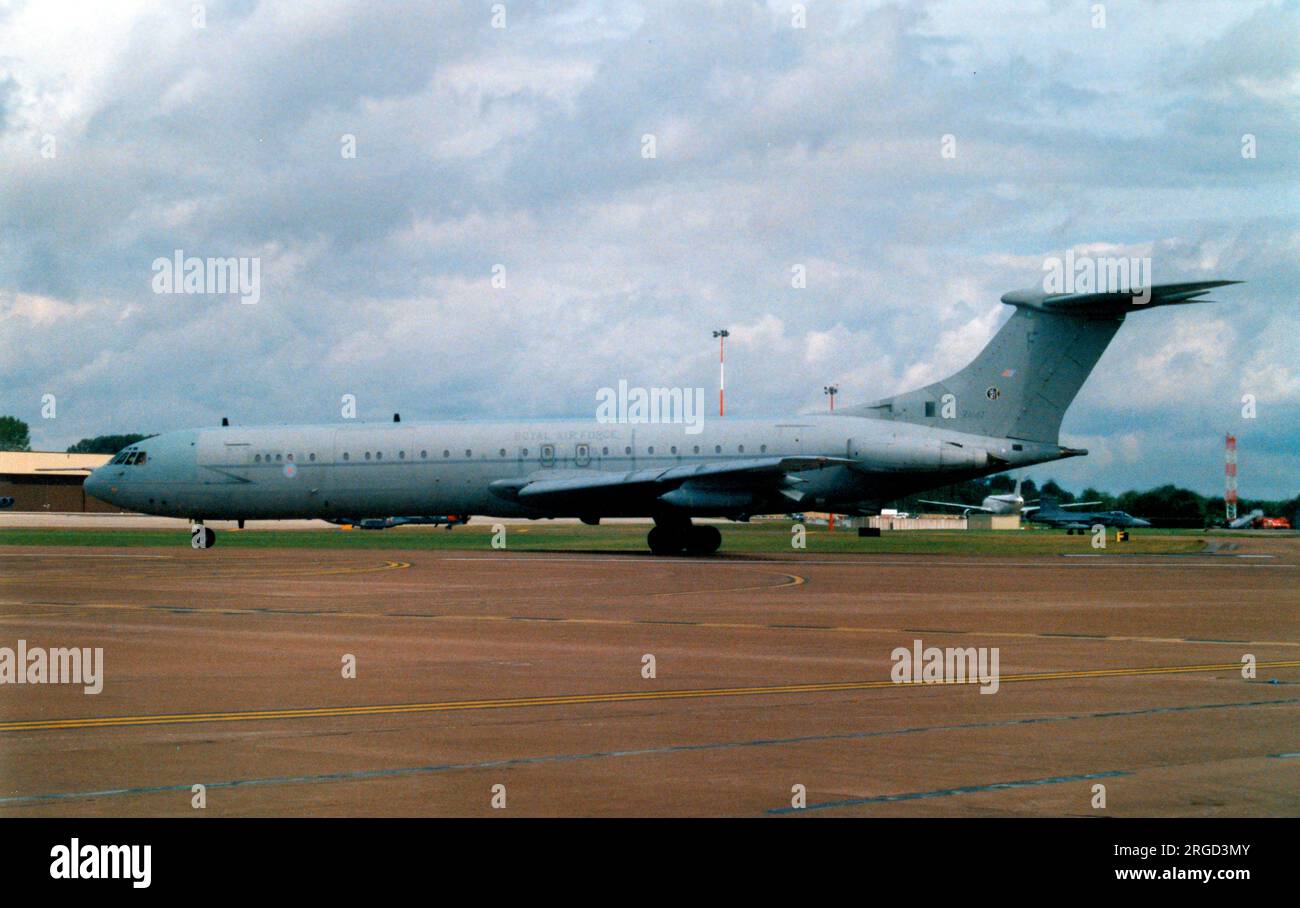 Royal Air Force - Vickers VC-10 K.3 ZA147 'F', of No.101 Squadron, at RAF Fairford for the RIAT on 20 July 2009. Stock Photo