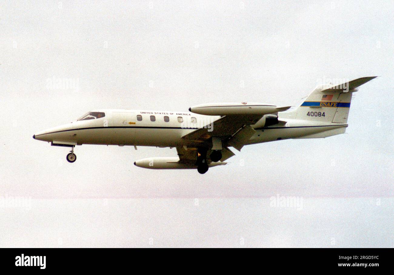 United States Air Force - Gates Learjet C-21A 84-0084 (MSN 35A-530), at RAF Mildenhall, on 5 September 1986 Stock Photo