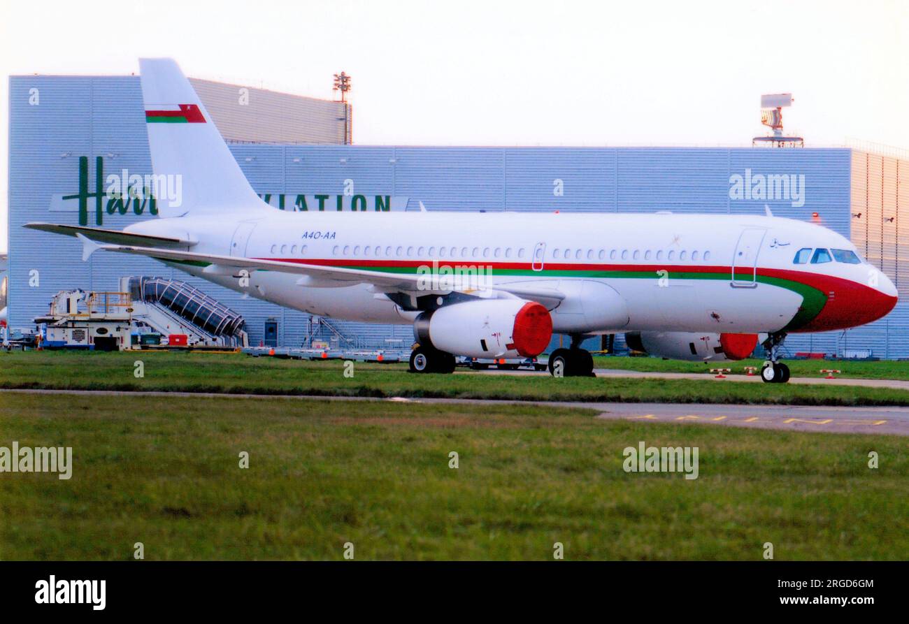 Royal Flight of Oman - Airbus A320-200 A40-AA (msn 2566) Stock Photo