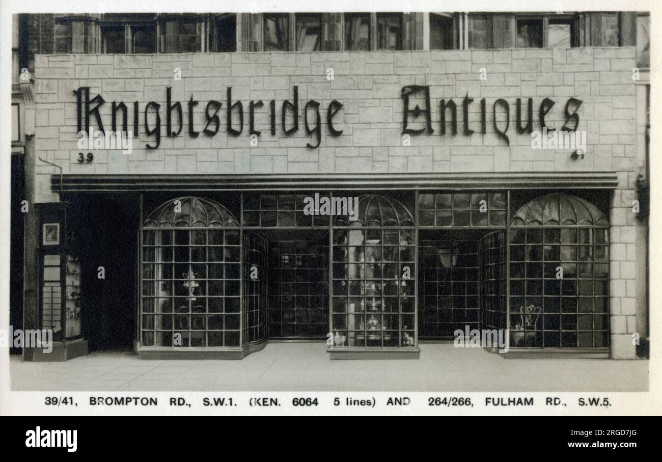 Knightsbridge Antiques, 39/41 Brompton Road, London. The company traded at this address between 1948 and 1950. Stock Photo