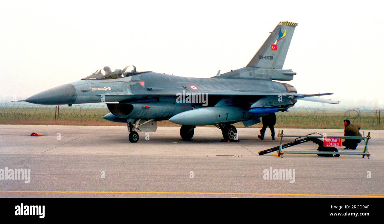 TÃ¼rk Hava Kuvvetleri - General Dynamics F-16D Block 40F Fighting