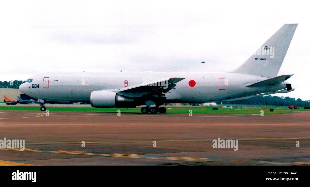 Japanese Air Self Defence Force - Boeing KC-767J 07-3604 (msn 35498) of 404 Hikotai, at RAF Fairford for the Royal International Air Tattoo on 5 July 2012. Stock Photo