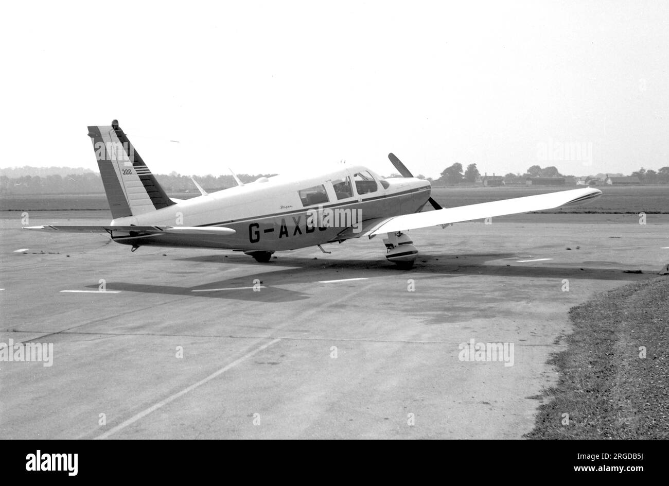 Piper PA-32-300 Cherokee Six B G-AXBC (msn 32-40685). Stock Photo