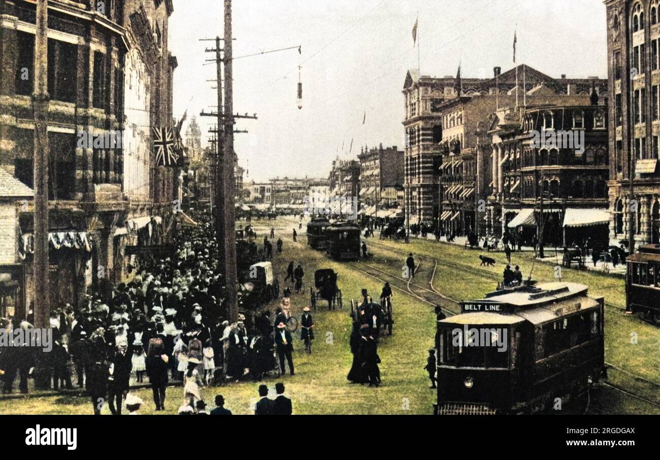 Street scene in downtown Winnipeg Stock Photo Alamy