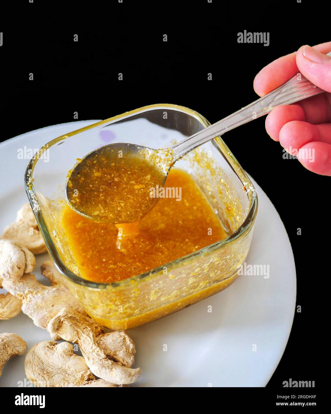 natural antibiotic ginger honey mix, natural remedies made at home