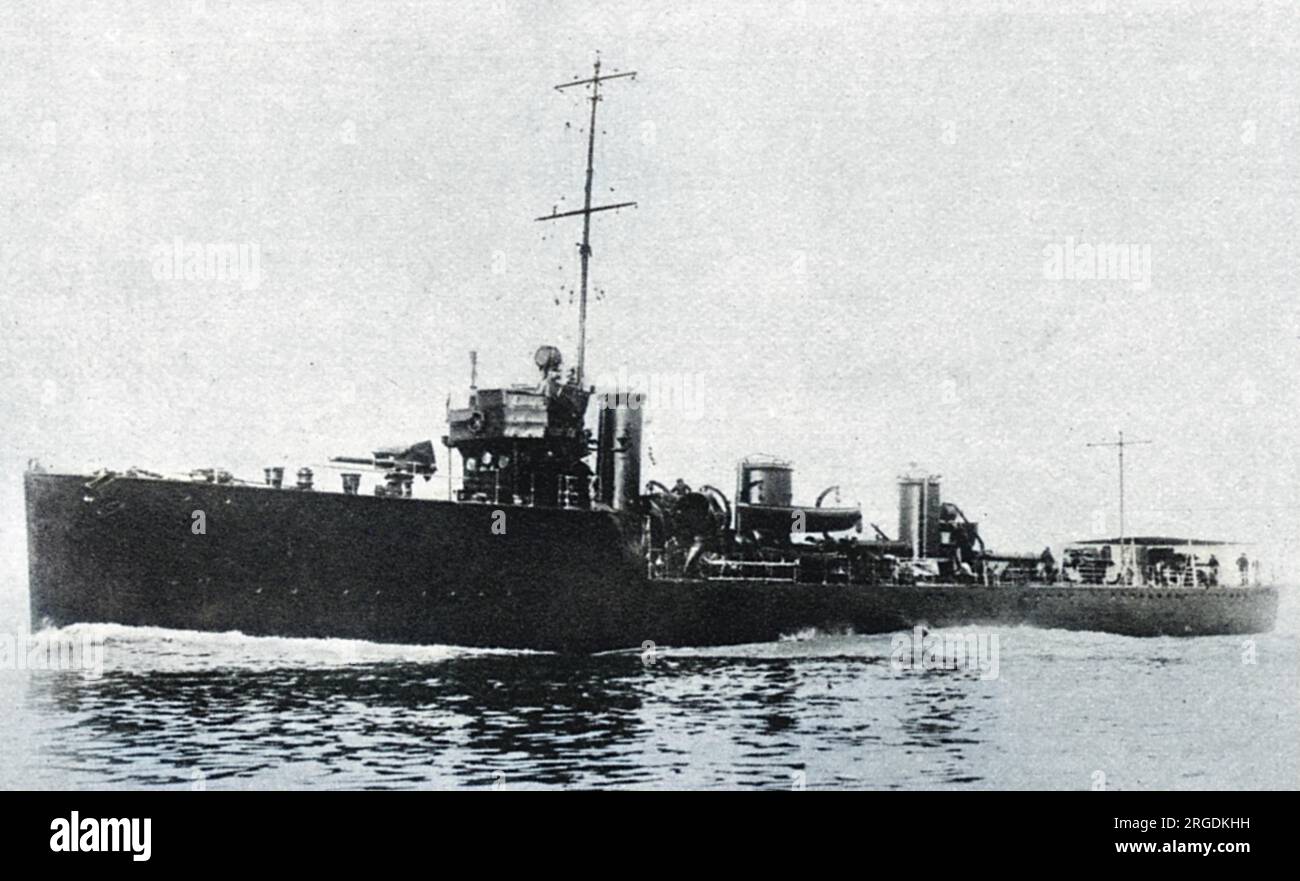 One of twenty ships in the Royal Navy K class of destroyers (previously designated as Acasta class). After service in World War One, the Acasta was sold for breaking up in 1921 Stock Photo
