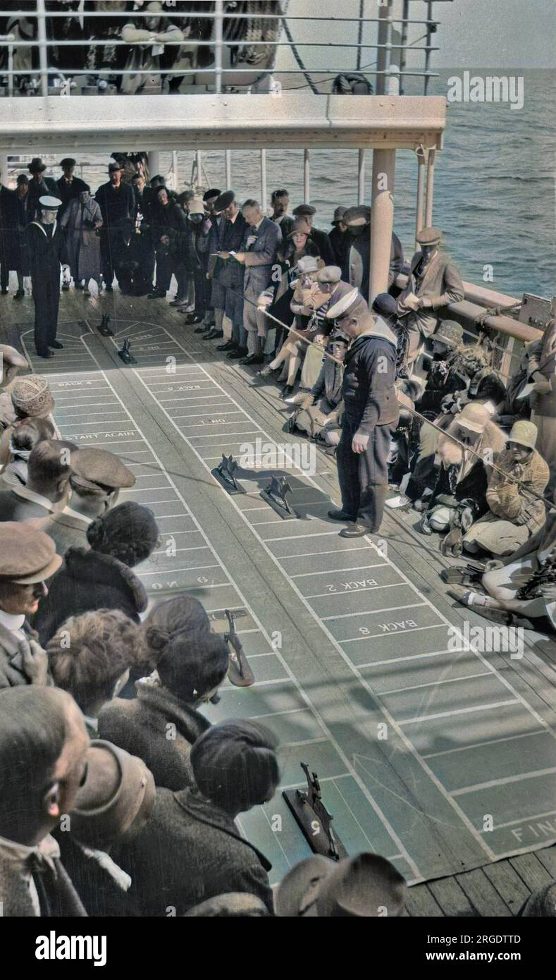 Backwards horse hires stock photography and images Alamy