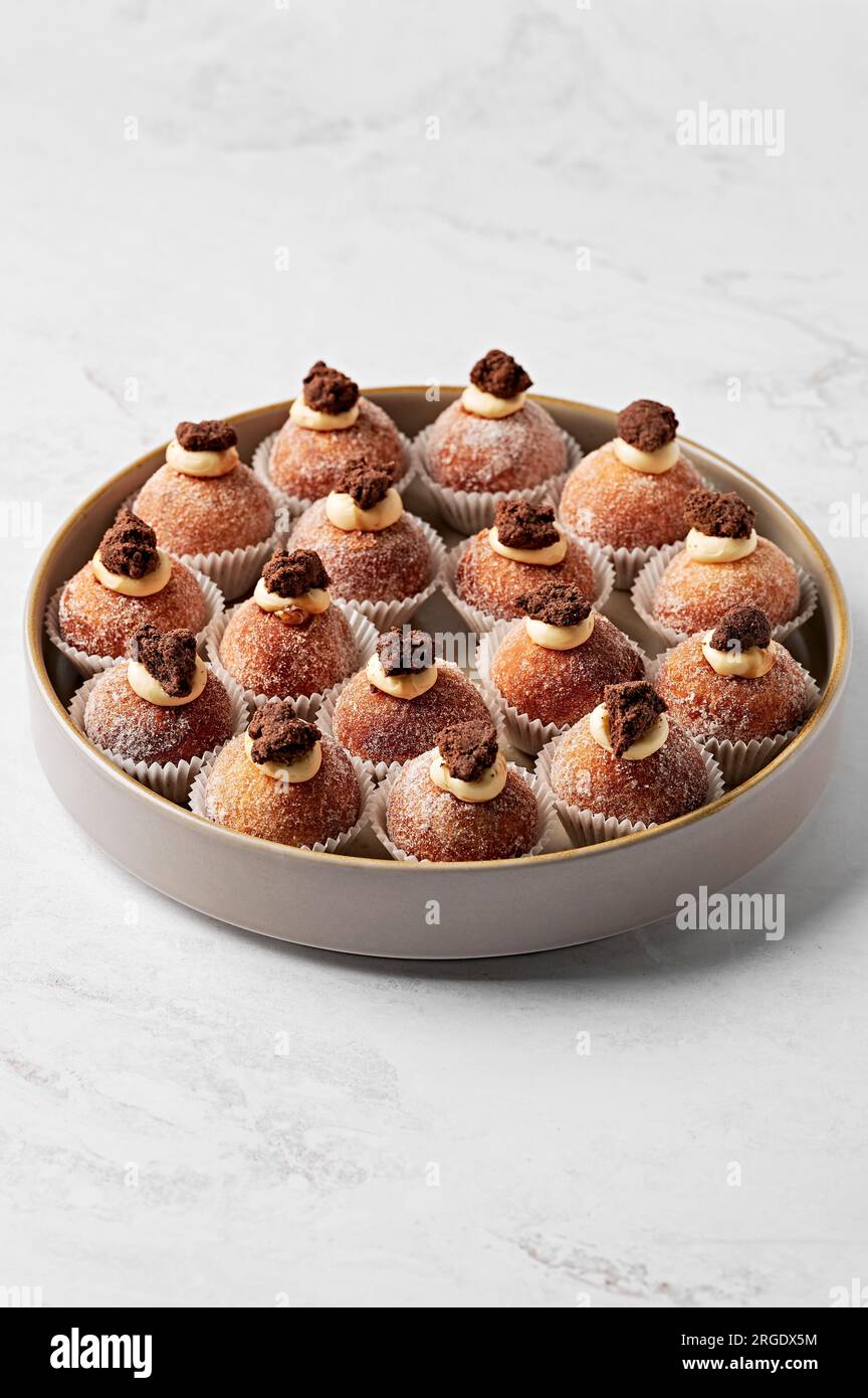 Tiramisu donut, espresso, mascarpone & Kahlua mousse filling, salted