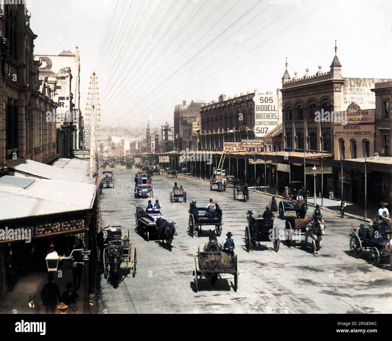 23rd December 2018, Sydney NSW Australia : Streetview of George street with  people walking on tram rails in Sydney NSW Australia Stock Photo - Alamy