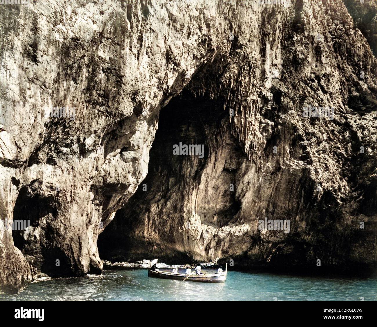 Italian grotto hi-res stock photography and images - Alamy