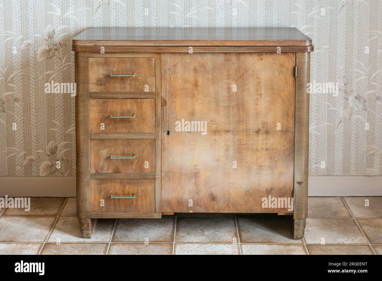 Old Singer Sewing Machine Cabinet Models at Yvonne Park blog