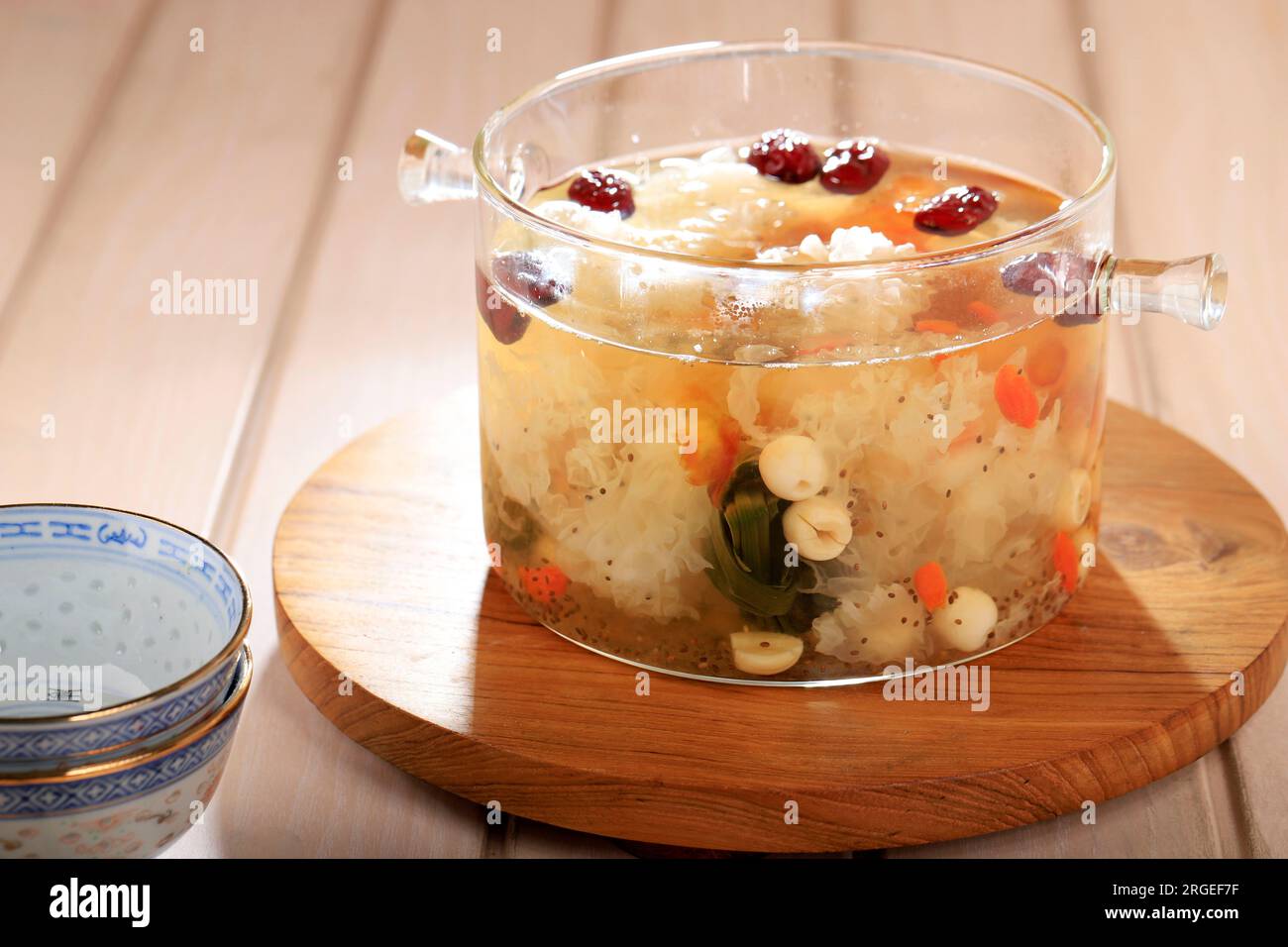 Peach Gum Triple Collagen Dessert on Clear Pan, Healthy Chinese Drink