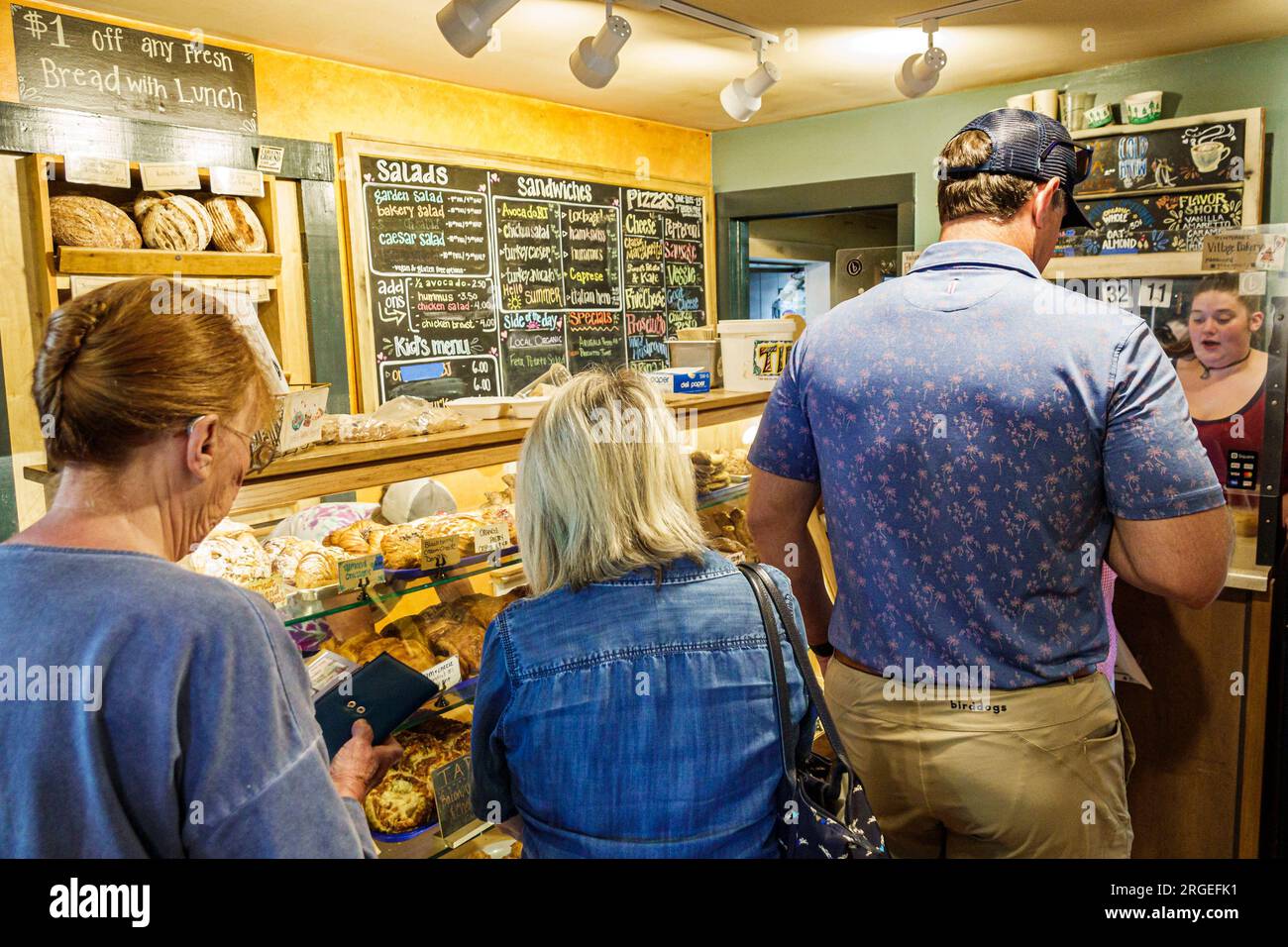 Flat Rock North Carolina,Flat Rock Village Bakery,fresh bread loaves