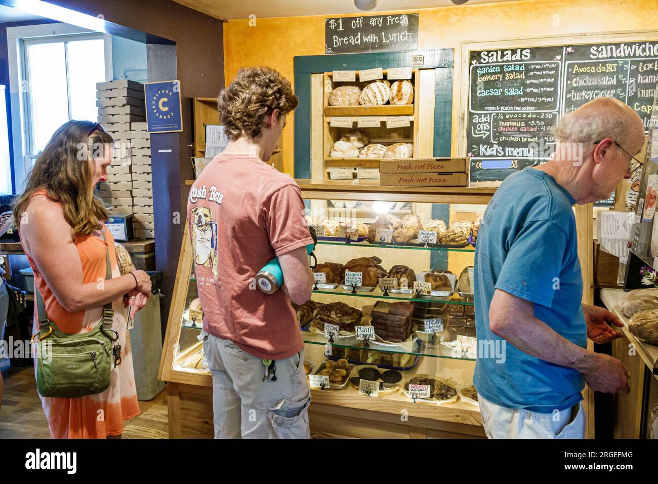 Flat Rock North Carolina,Flat Rock Village Bakery,fresh bread loaves