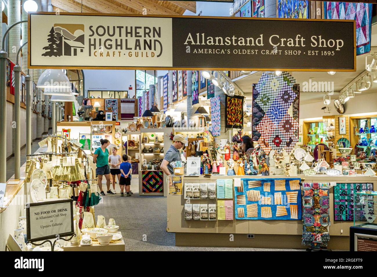 Asheville North Carolina,Blue Ridge Parkway,Folk Art Center centre,Southern Highland Craft Guild 
