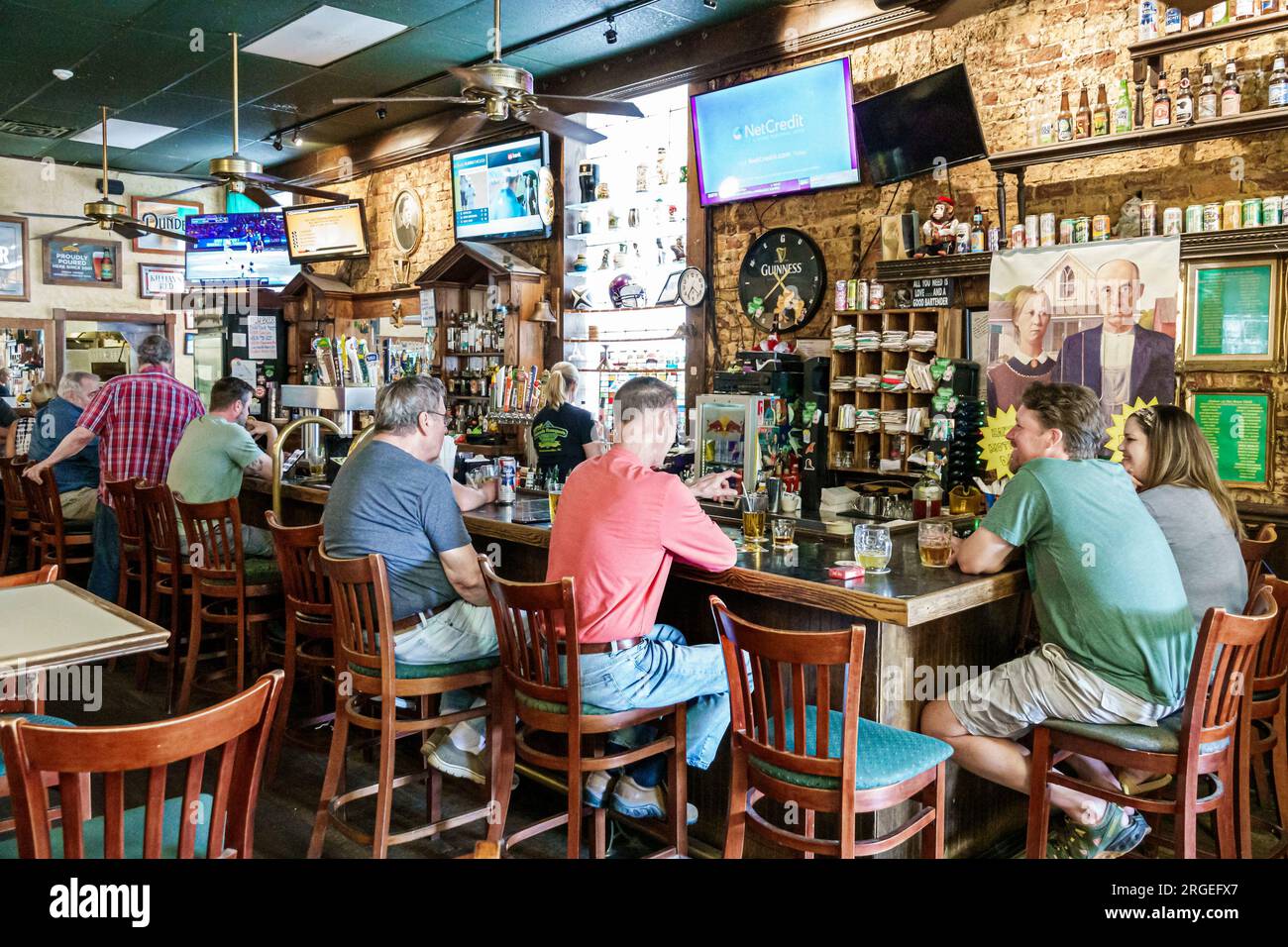 Hendersonville North Carolina,Main Street,Hannah Flanagan's Irish Pub