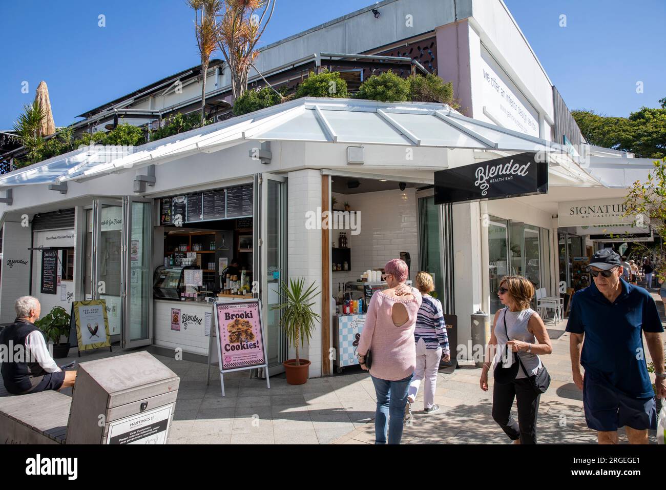 Noosa resort area and shops cafes on Hastings street, Noosa Shire
