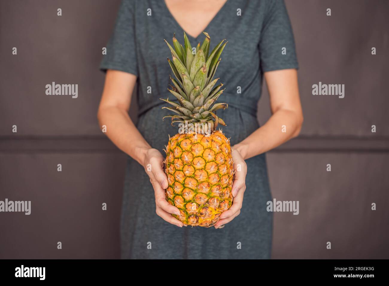 Picture of Pineapple in Pregnancy: Benefits, Risks and Precautions