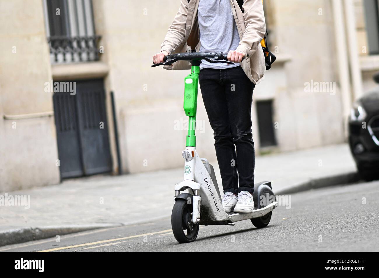 Uber scooter service 2025