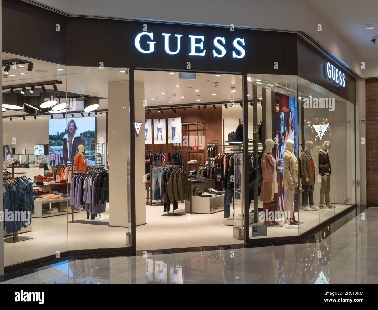 Guess shop in Westfield Shopping City Süd on the outskirts of Vienna,  Austria Stock Photo - Alamy