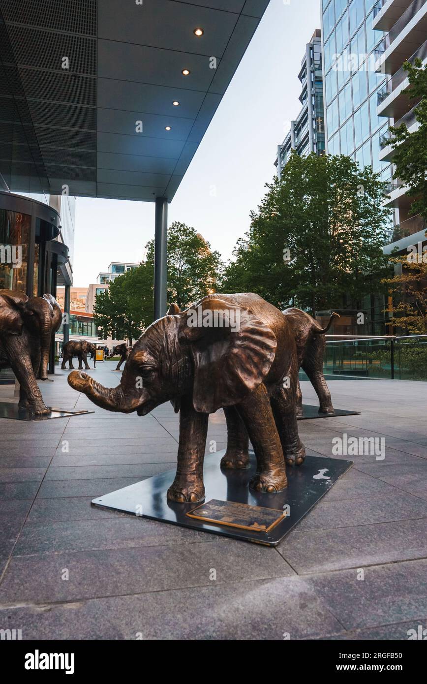 Elephant Statue on the street of Spitalfields in London Stock Photo Alamy