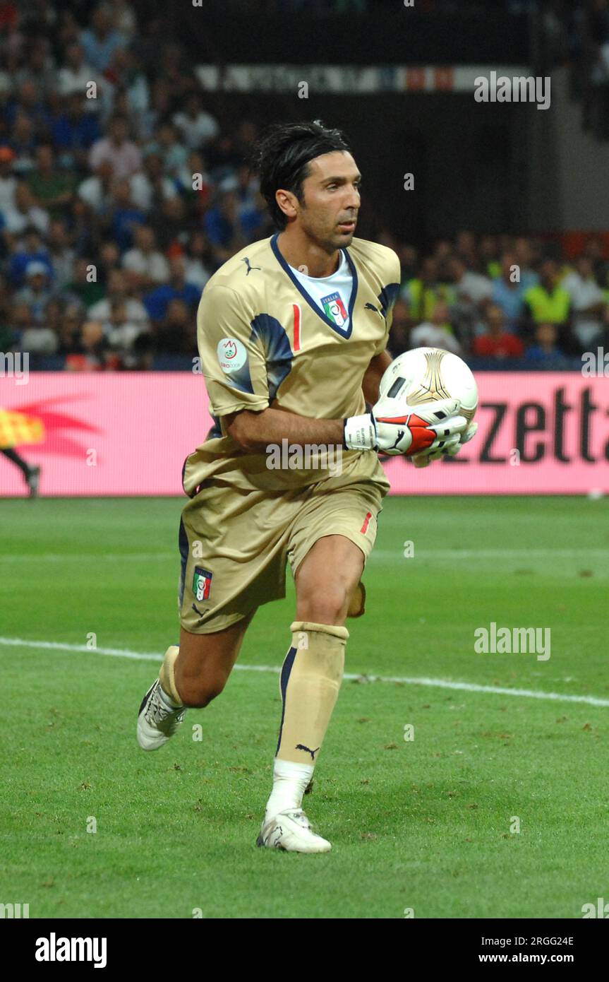 Milan Italy 2007-09-08 :  Gianluigi Buffon during the Italy - France match, 2008 European Football Championship qualification Stock Photo