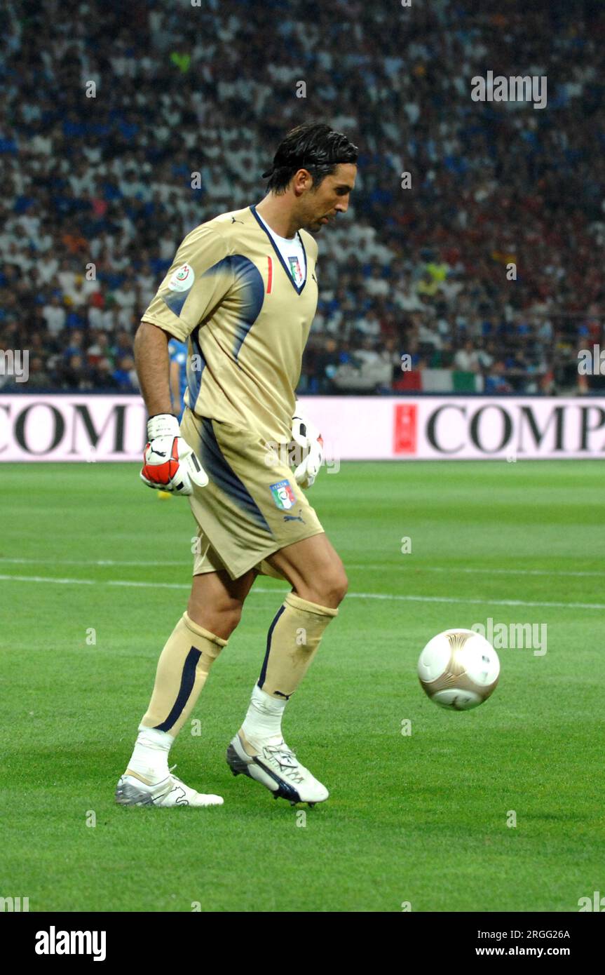 Milan Italy 2007-09-08 :  Gianluigi Buffon during the Italy - France match, 2008 European Football Championship qualification Stock Photo