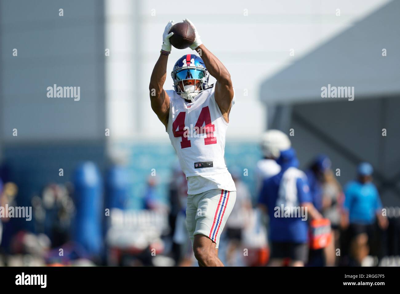 New York Giants cornerback Nick McCloud (44) takes the field for an NFL  football game against the Philadelphia Eagles on Sunday, Dec. 11, 2022, in  East Rutherford, N.J. (AP Photo/Adam Hunger Stock