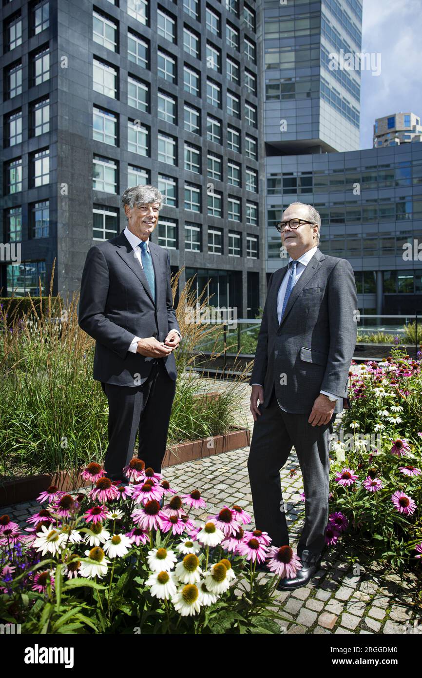 AMSTERDAM - Portrait of CEO Robert Swaak (L) and CFO Ferdinand Vaandrager (R) of ABN AMRO after the explanation of the results for the second quarter. ANP RAMON VAN FLYMEN netherlands out - belgium out Stock Photo