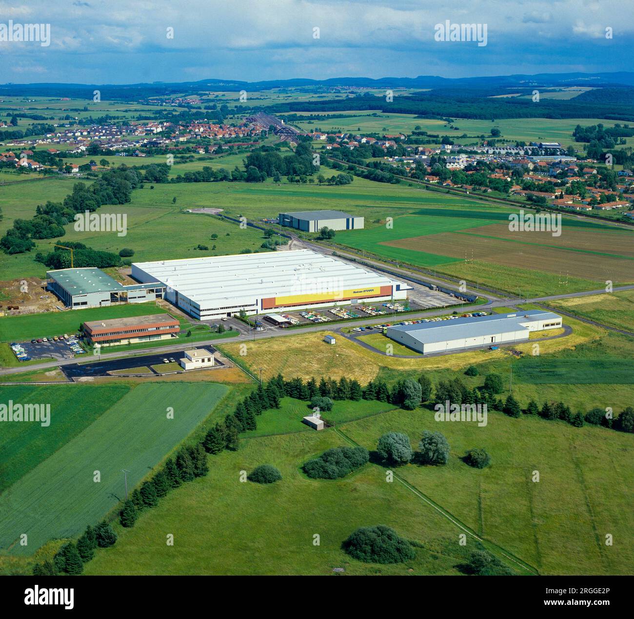 Strafor steelcase plant hi-res stock photography and images - Alamy