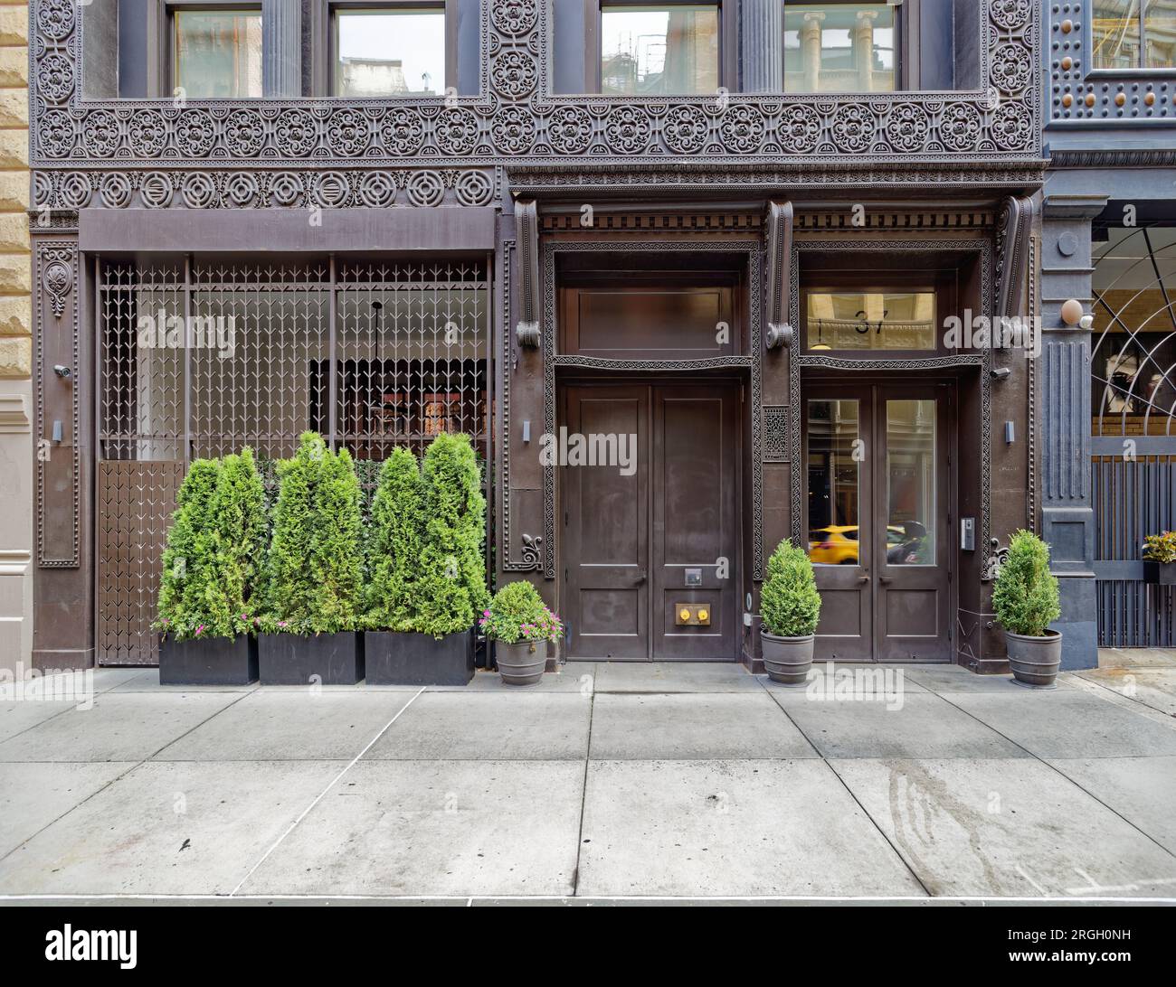 Greenwich Village 37 East 12th Street blends an ornate cast iron base