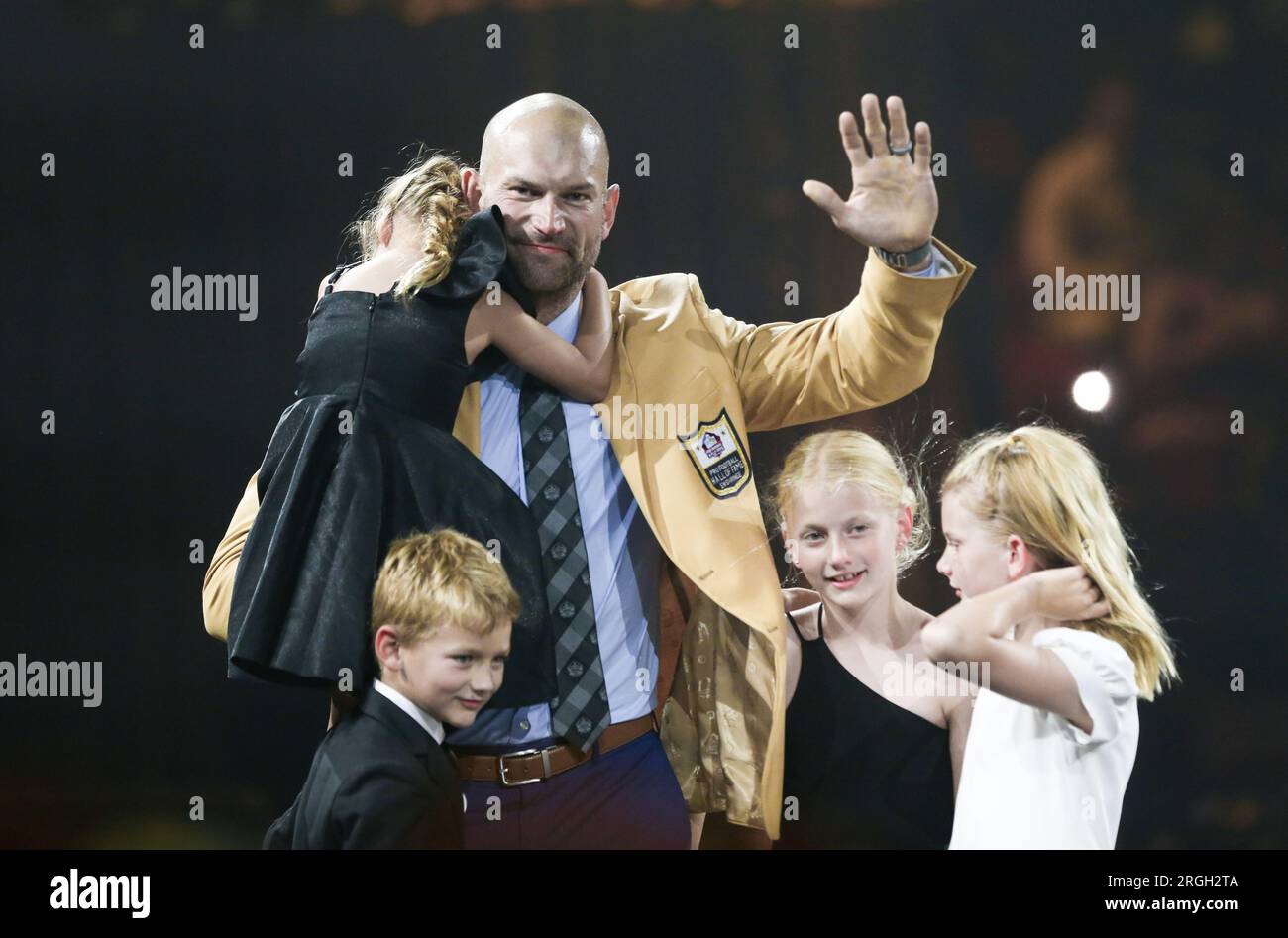 Canton, Ohio, USA. 4th Aug, 2023. Joe Thomas and his children at the ...