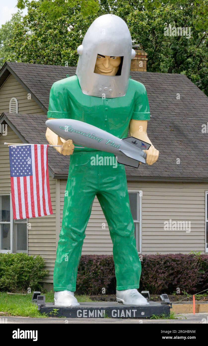 Gemini giant fiberglass statue at the Launch Pad restaurant along Route