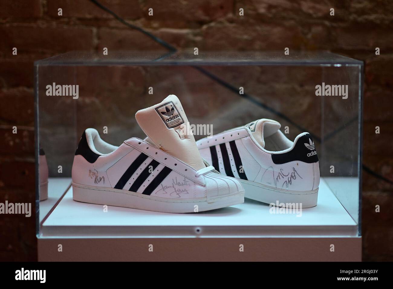Adidas usa clearance news