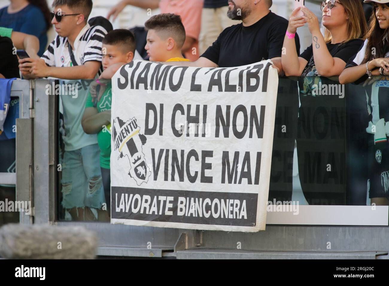 Turin, Italy. 09th Aug, 2023. Dean Huijsen of Juventus and Nicolo Cudrig of  Juventus NextGen U23 during the pre-season test match between Juventus Fc  and Juventus NextGen U23 on 09 August 2023