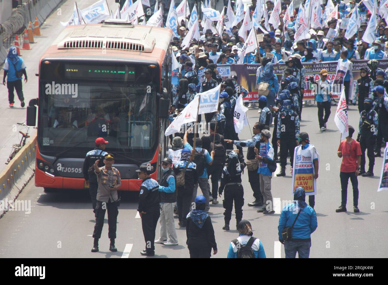 Jakarta, Central Jakarta, Indonesia. 1st Jan, 2009. Thousands Of ...