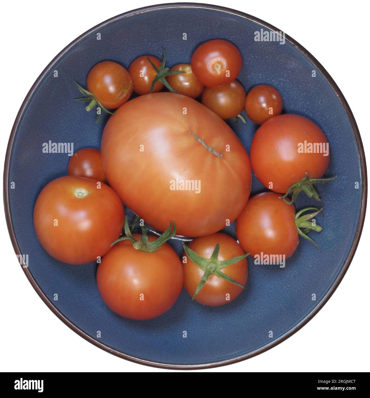 Reife Tomaten in einer Schale präsentiert Stock Photo