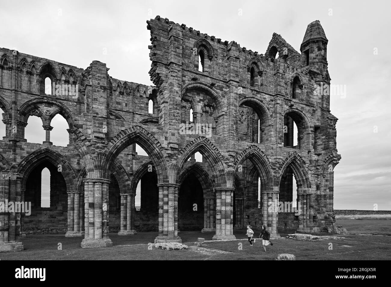 Whitby Abbey moody dramatic cloudscape Bram Stoker Dracula Stock Photo