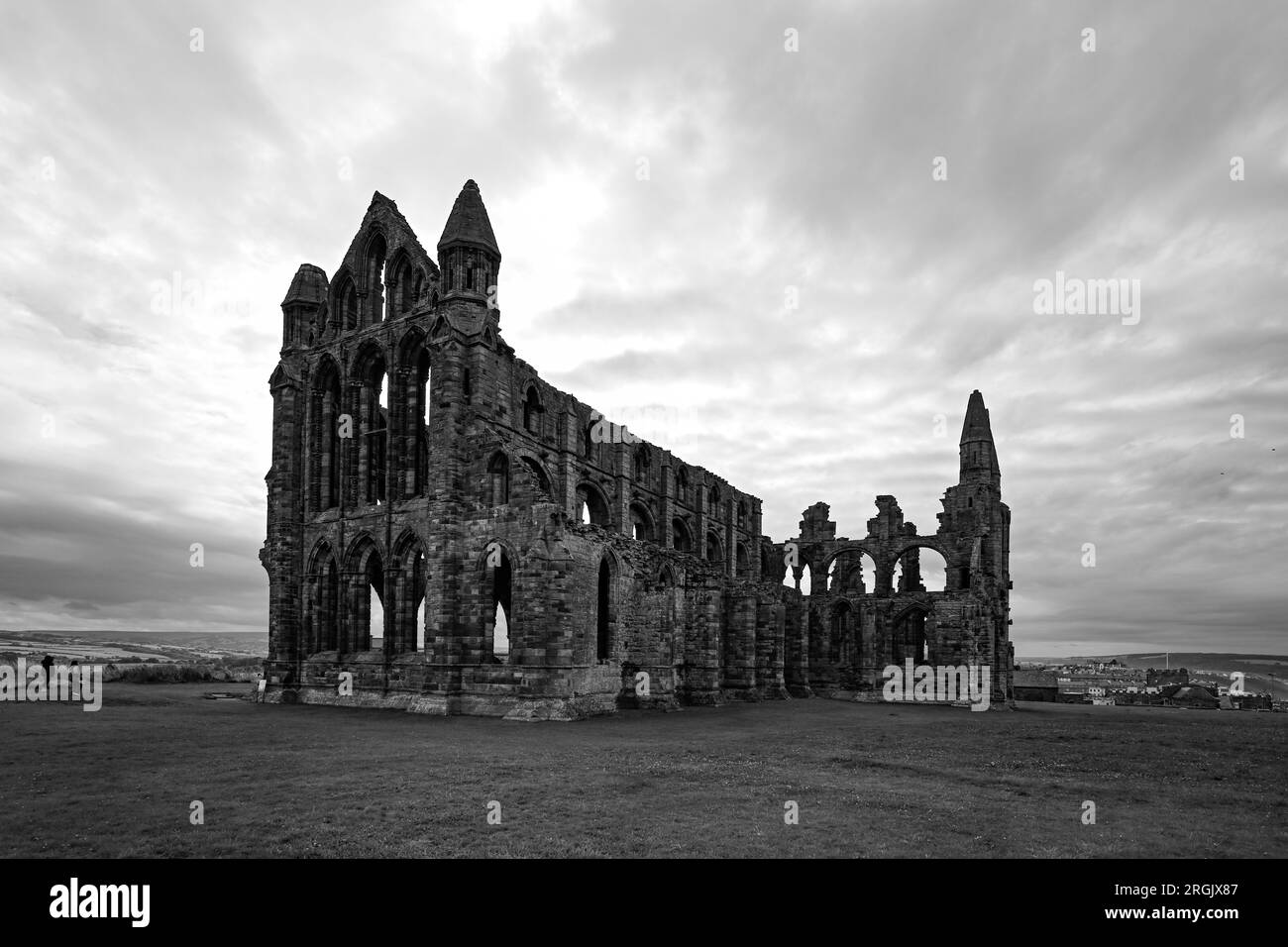 Whitby Abbey moody dramatic cloudscape Bram Stoker Dracula Stock Photo